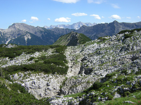 19Blick-zum-Wettersteingebirge